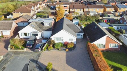 4 bedroom Detached Bungalow for sale