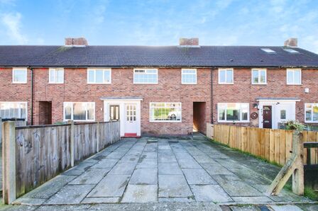 Tennent Road, 3 bedroom Mid Terrace House for sale, £230,000