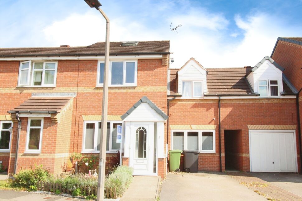 4 bedroom Link Detached House for sale