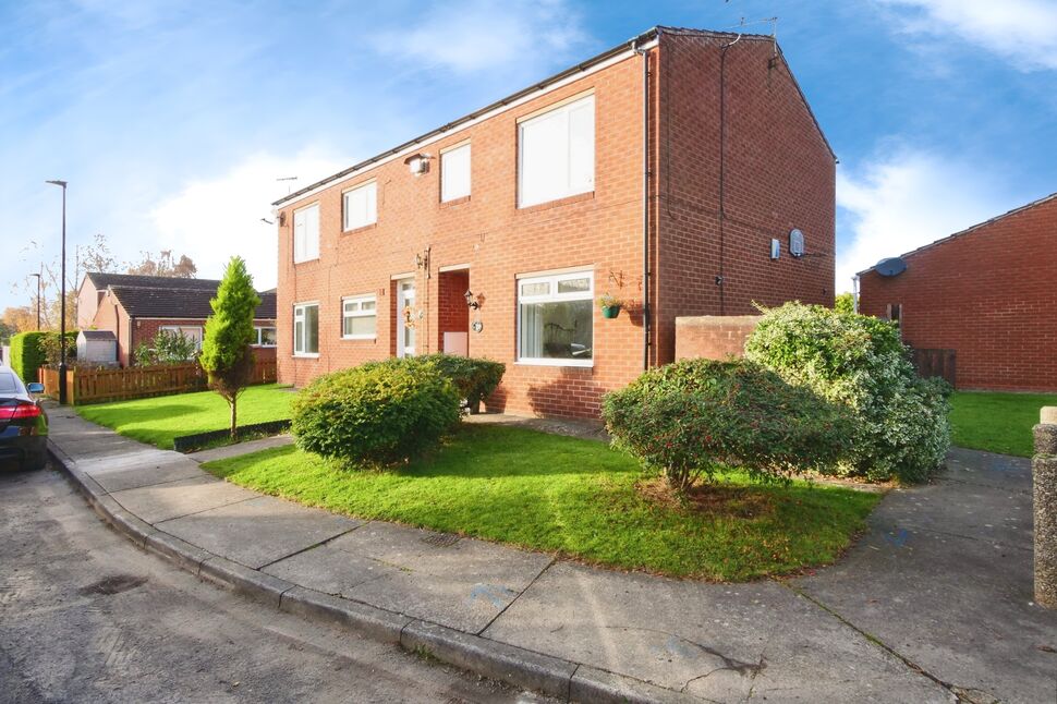 Main image of 3 bedroom  Flat for sale, De Mowbray Court, Askham Richard, York, YO23