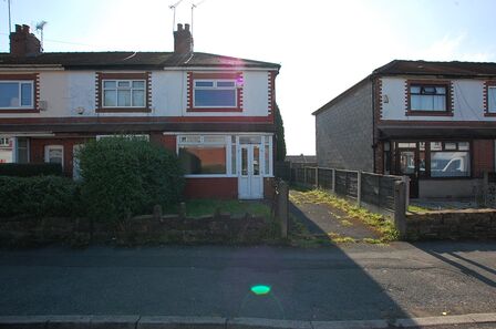 Schofield Street, 2 bedroom End Terrace House for sale, £140,000