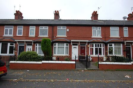 Marlborough Street, 2 bedroom Mid Terrace House to rent, £900 pcm