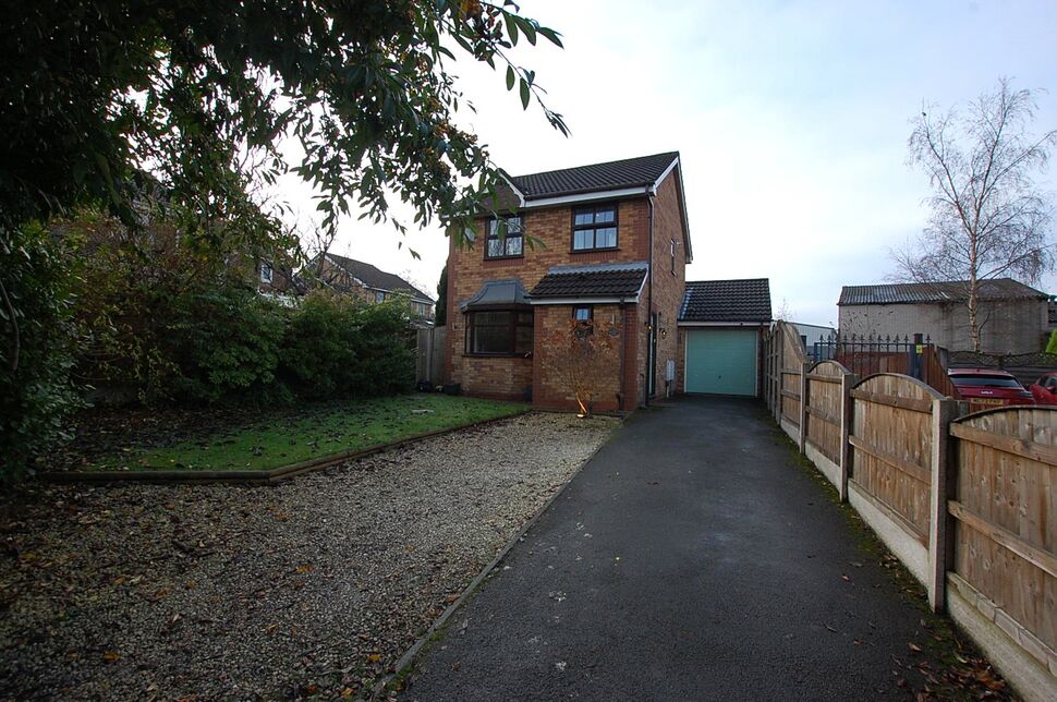 Main image of 3 bedroom Detached House for sale, Dales Brow Avenue, Ashton-under-Lyne, Greater Manchester, OL7