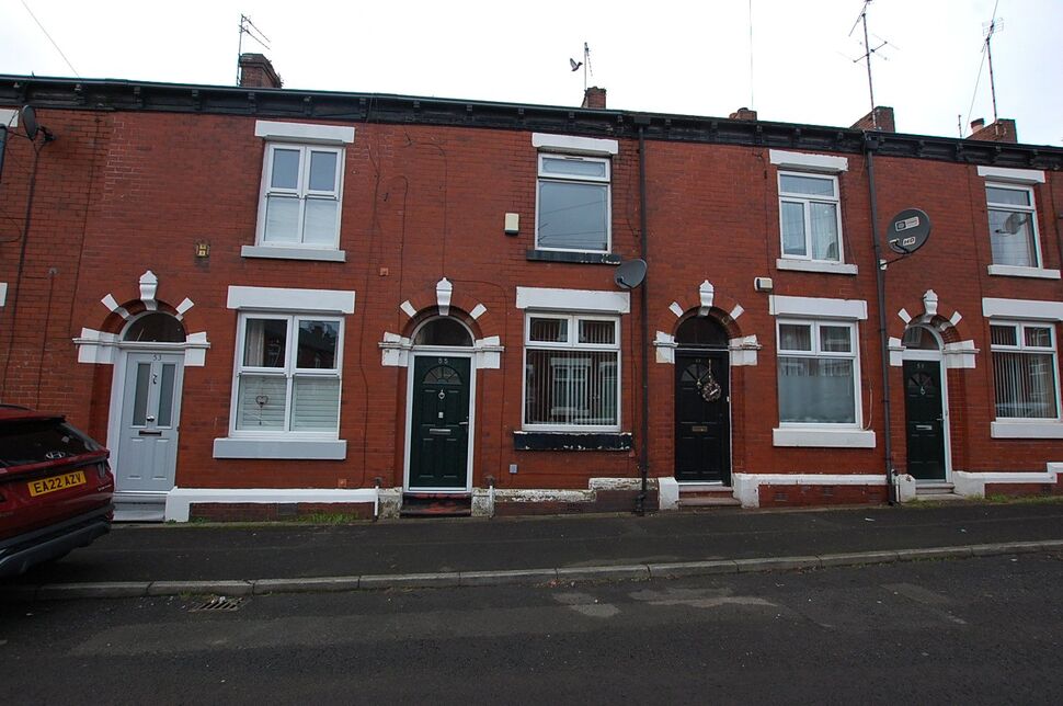 Main image of 2 bedroom Mid Terrace House for sale, Elizabeth Street, Ashton-under-Lyne, Greater Manchester, OL6