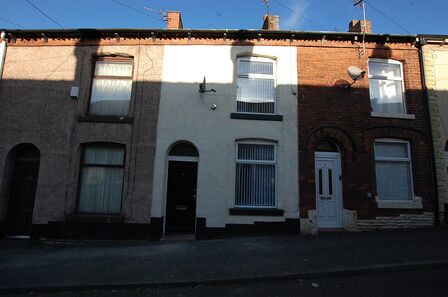 Elgin Street, 2 bedroom Mid Terrace House to rent, £950 pcm