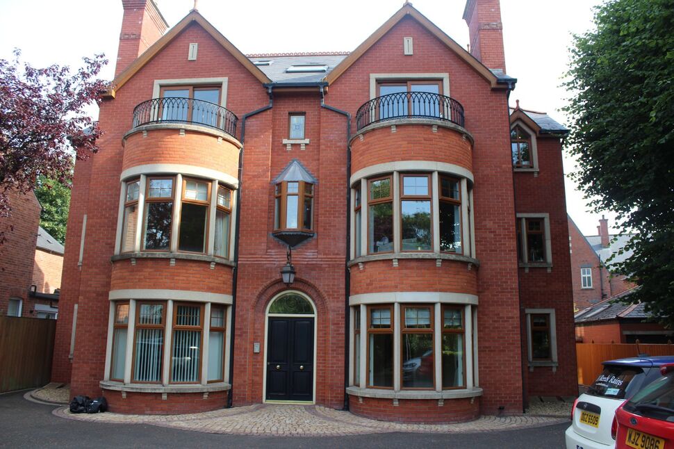 Main image of 2 bedroom  Flat to rent, Upper Newtownards Road, Belfast, BT4