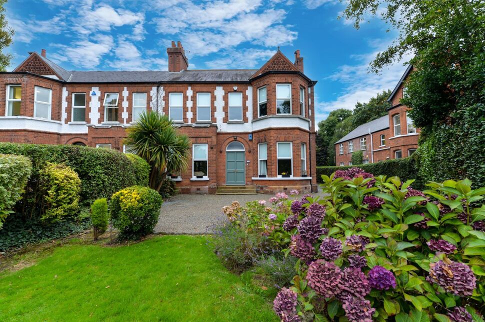 Main image of 5 bedroom Semi Detached House for sale, Upper Newtownards Road, Belfast, County Antrim, BT4