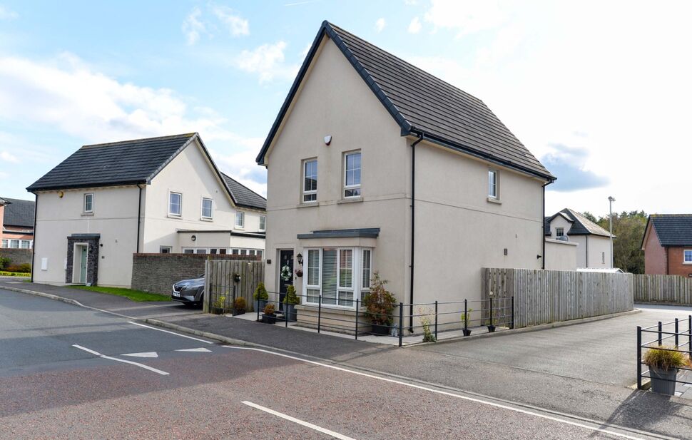 3 bedroom Detached House for sale