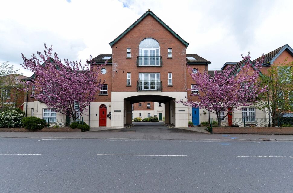 Main image of 2 bedroom  Flat for sale, Comber Road, Dundonald, County Down, BT16