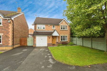 High Meadow, 4 bedroom Detached House for sale, £300,000