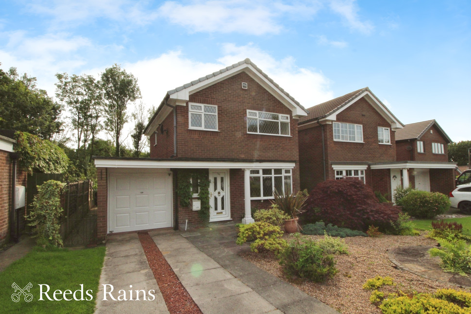 Main image of 3 bedroom Detached House for sale, Maypark, Bamber Bridge, Lancashire, PR5