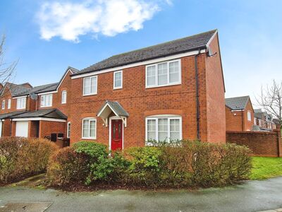 Walnutwood Avenue, 4 bedroom Detached House for sale, £280,000