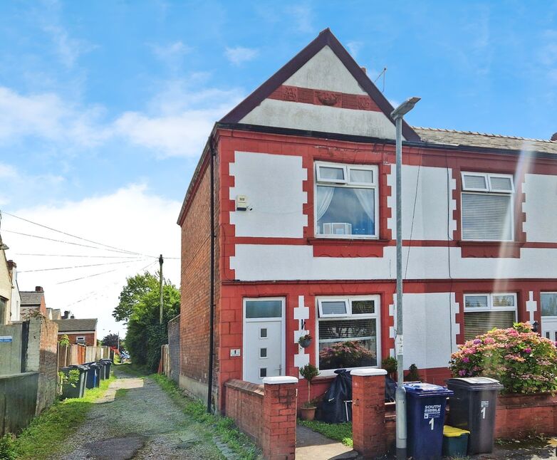 3 bedroom End Terrace House for sale