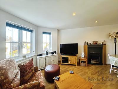 2 bedroom  Flat for sale