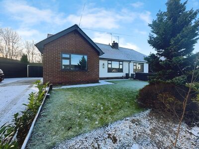 4 bedroom Semi Detached Bungalow for sale