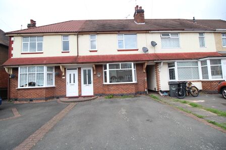 Frances Crescent, 3 bedroom Mid Terrace House to rent, £950 pcm