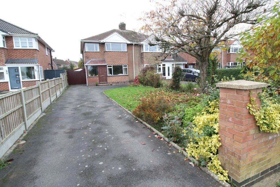 Main image of 3 bedroom Semi Detached House for sale, Nuneaton Road, Bulkington, Warwickshire, CV12