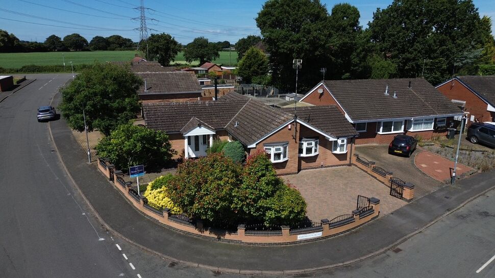 Main image of 3 bedroom Detached Bungalow for sale, Cardigan Road, Bedworth, Warwickshire, CV12