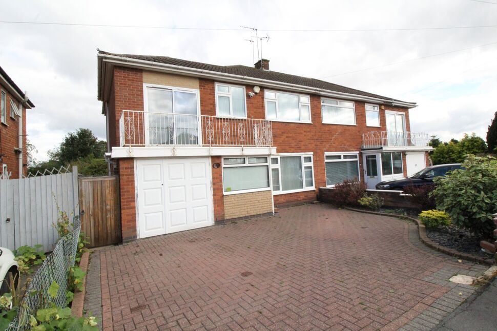 4 bedroom Semi Detached House for sale