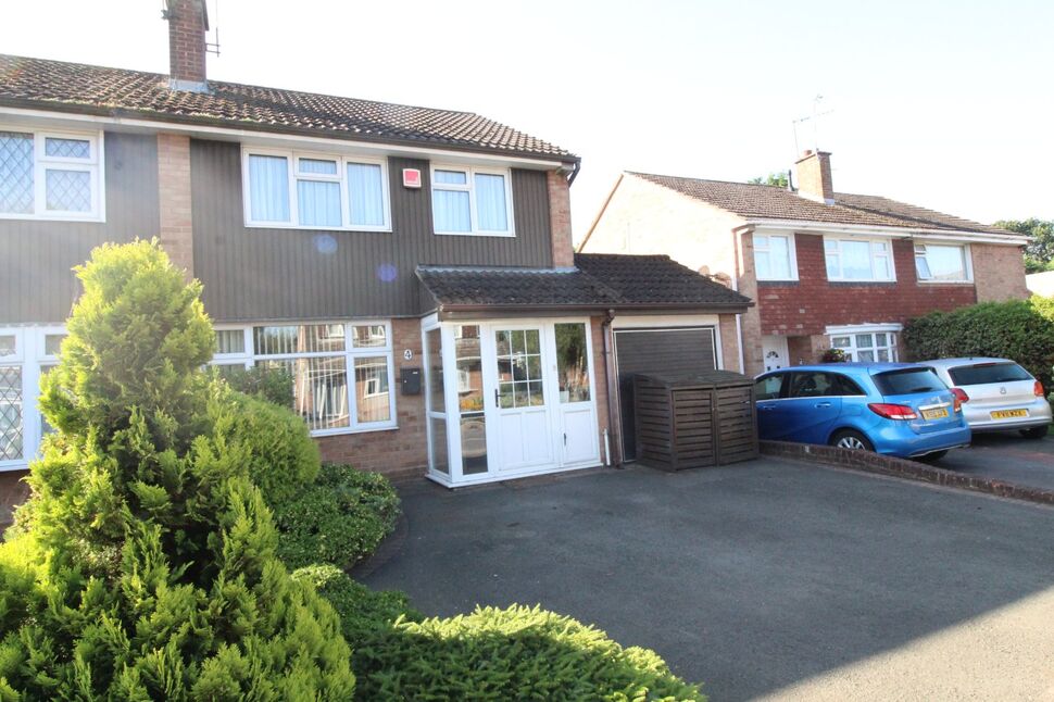 3 bedroom Semi Detached House for sale