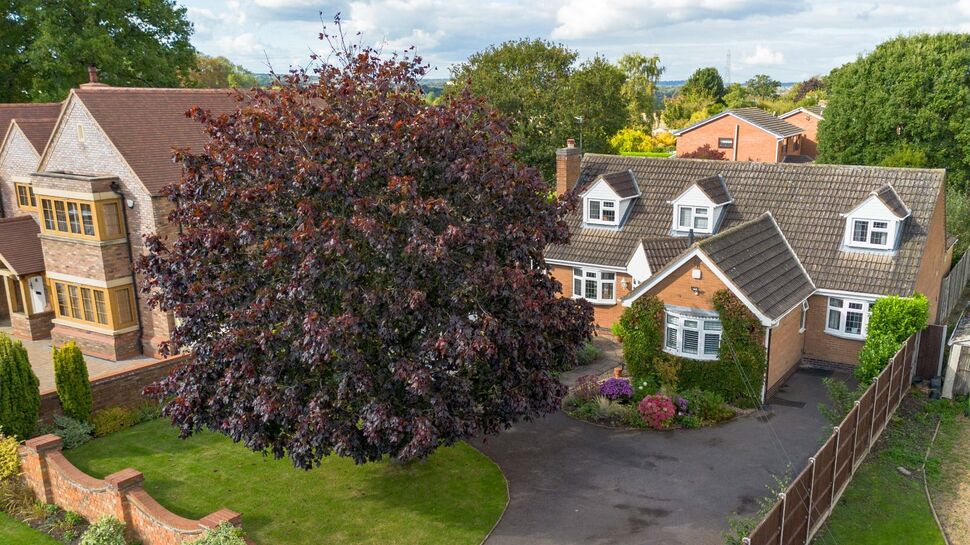 Main image of 5 bedroom Detached House for sale, Weston Lane, Bulkington, Warwickshire, CV12