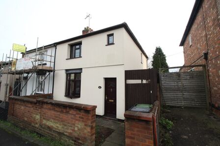 Edward Road, 2 bedroom Semi Detached House to rent, £850 pcm