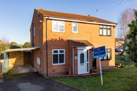 Aintree Close, 2 bedroom Semi Detached House for sale, £200,000