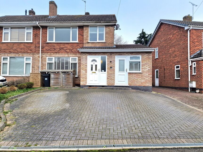 Main image of 4 bedroom Semi Detached House for sale, Priorsfield Road, Kenilworth, Warwickshire, CV8