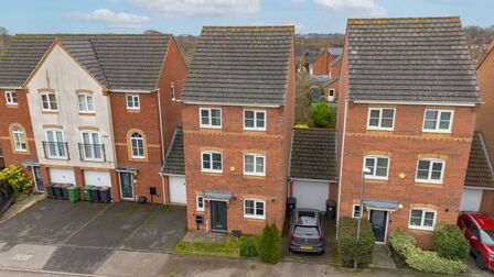 Passionflower Close, 4 bedroom Link Detached House for sale, £345,000