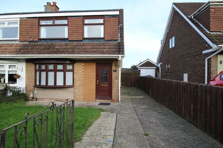 3 bedroom Semi Detached Property to rent