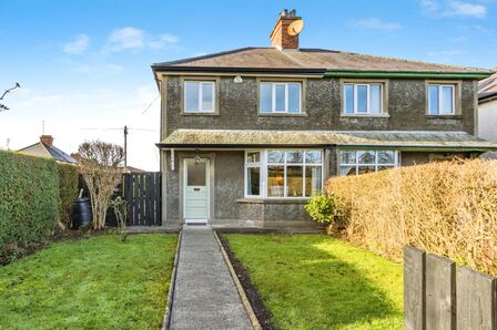 Ravenhill Road, 3 bedroom Semi Detached House for sale, £264,950