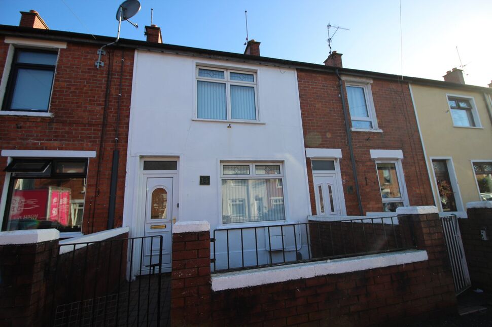 Main image of 3 bedroom Mid Terrace House to rent, St. James's Crescent, Belfast, County Antrim, BT12