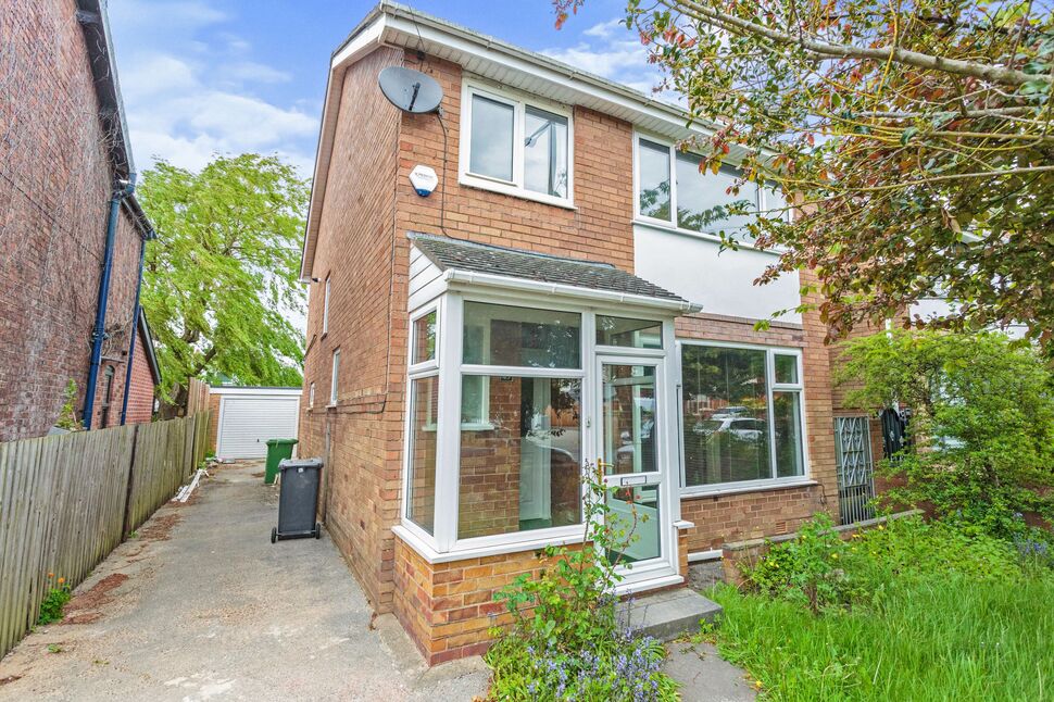 Main image of 3 bedroom Detached House to rent, Blackpool Road, Poulton-Le-Fylde, Lancashire, FY6