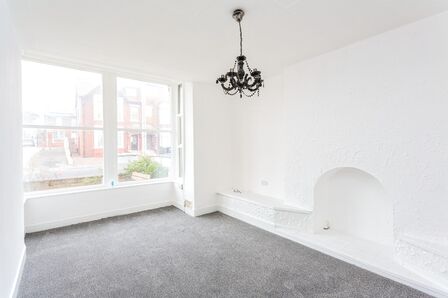 1 bedroom  Flat to rent