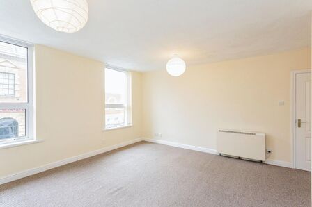 Bond Street, 1 bedroom  Flat to rent, £550 pcm