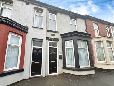 Ribble Road, 3 bedroom Mid Terrace House to rent, £925 pcm