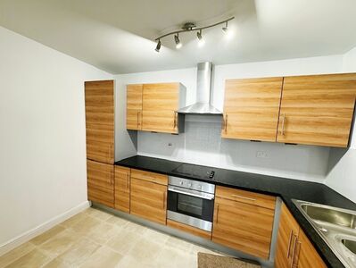 2 bedroom  Flat to rent