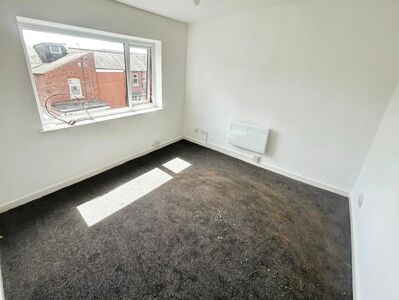 Reads Avenue, 1 bedroom  Flat to rent, £430 pcm