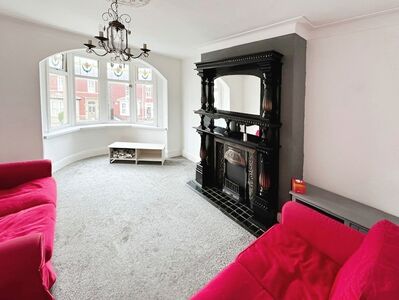 2 bedroom  Flat to rent