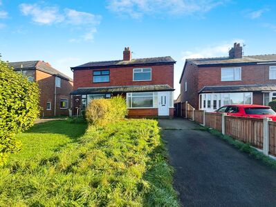 Bryning Lane, 2 bedroom Semi Detached House for sale, £120,000