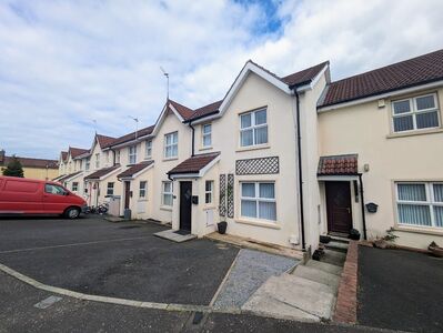 Brook Lane, 3 bedroom Mid Terrace House to rent, £900 pcm