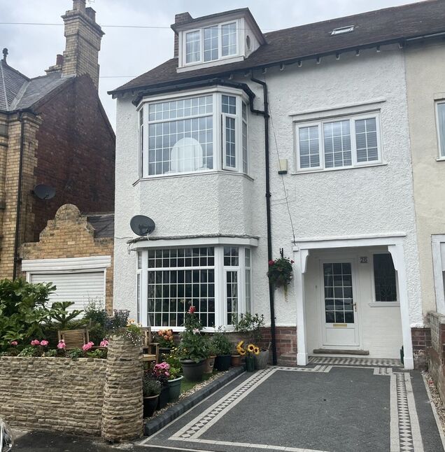 Main image of 5 bedroom End Terrace House for sale, Belgrave Road, Bridlington, YO15