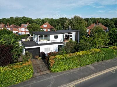 Lime Kiln Lane, 3 bedroom Detached House for sale, £654,950