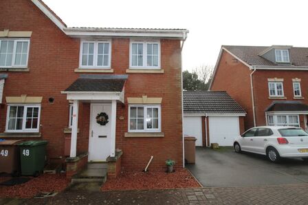 Waterdale Close, 2 bedroom End Terrace House for sale, £180,000