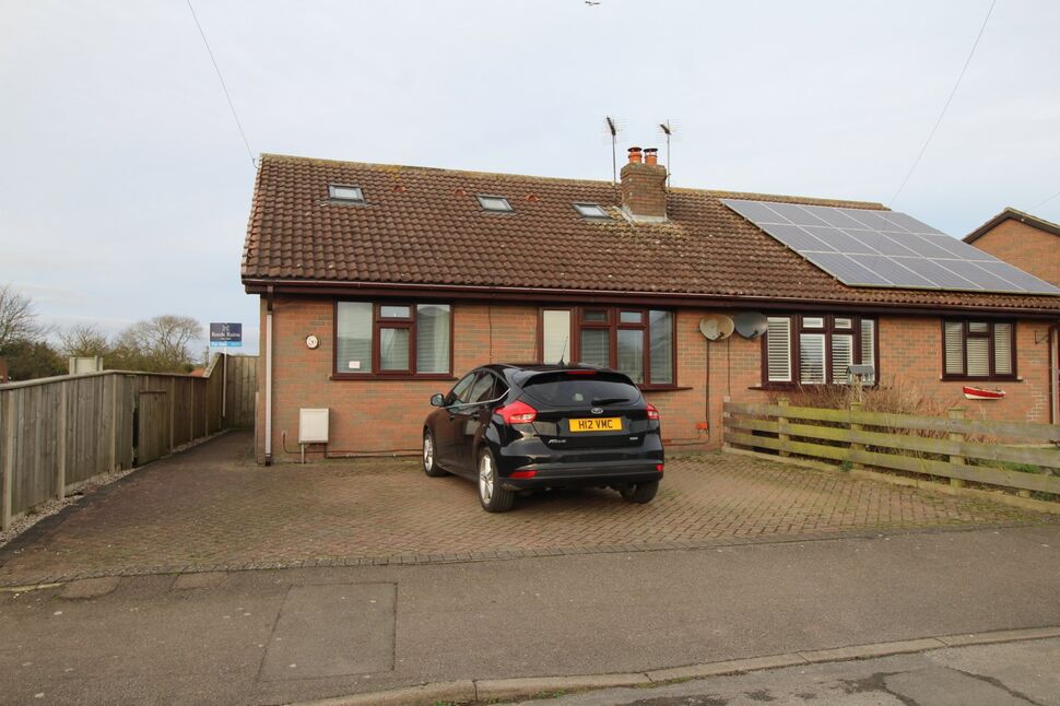 3 bedroom Semi Detached Bungalow for sale