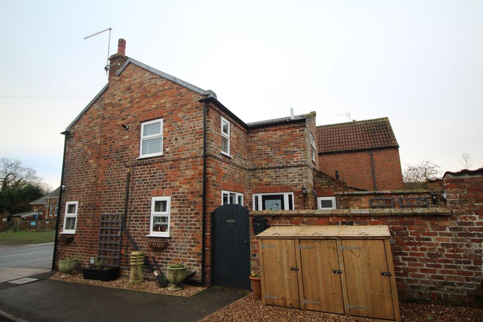 Main image of 3 bedroom Semi Detached House for sale, Main Street, Beeford, Driffield, YO25