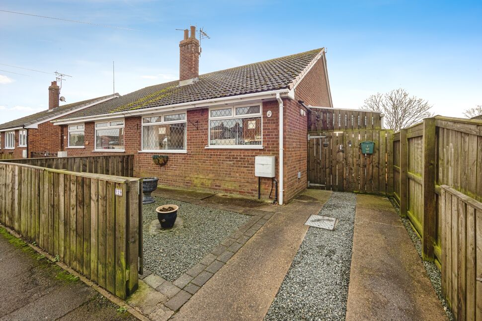 Main image of 2 bedroom Semi Detached Bungalow for sale, Applegarth Lane, Bridlington, East Yorkshire, YO16