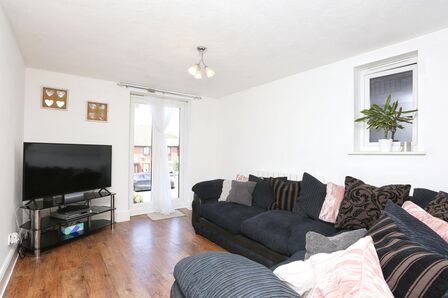 1 bedroom  Flat for sale