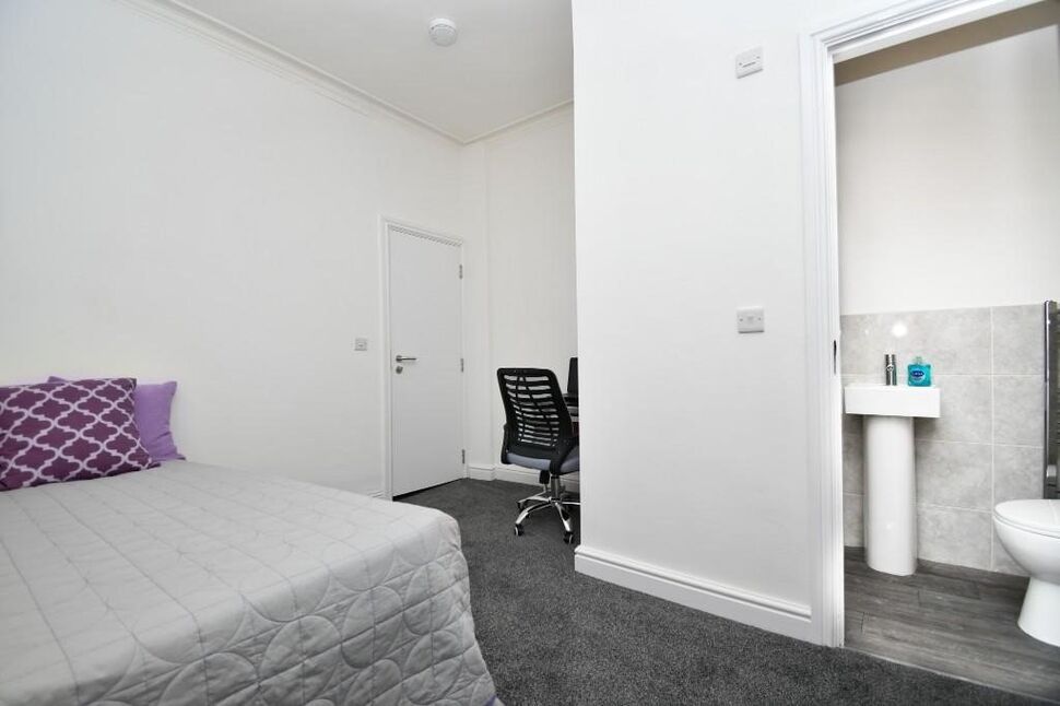 Main image of 1 bedroom  Room to rent, Pritchard Street, Burnley, Lancashire, BB11