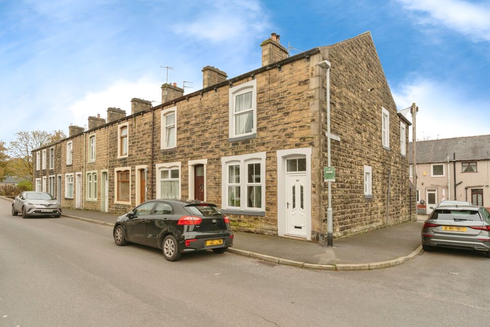 Main image of 2 bedroom End Terrace House for sale, Wilton Street, Barrowford, Lancashire, BB9